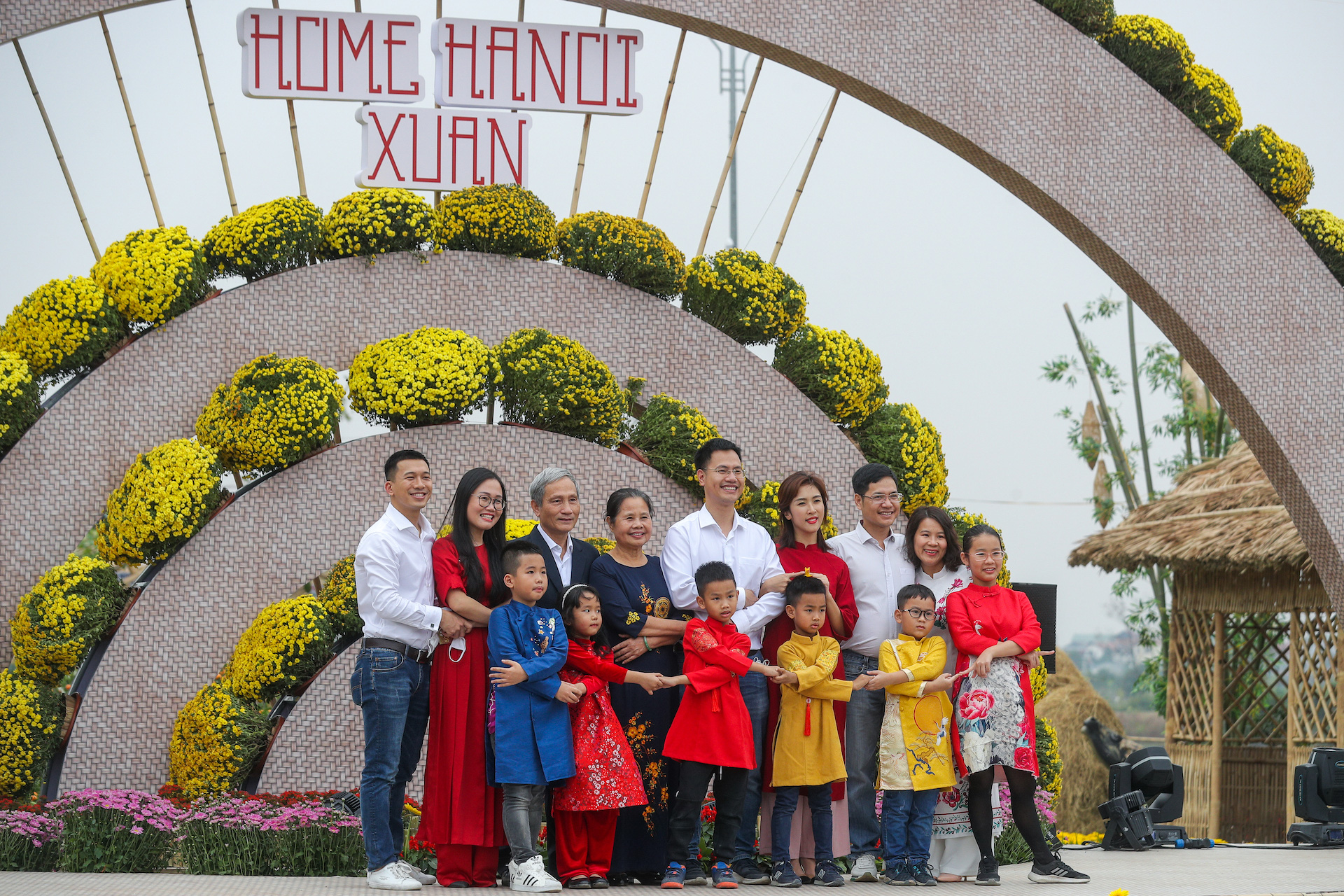 Mở cửa đường hoa Home Hanoi Xuan 2021 - Ảnh 1.