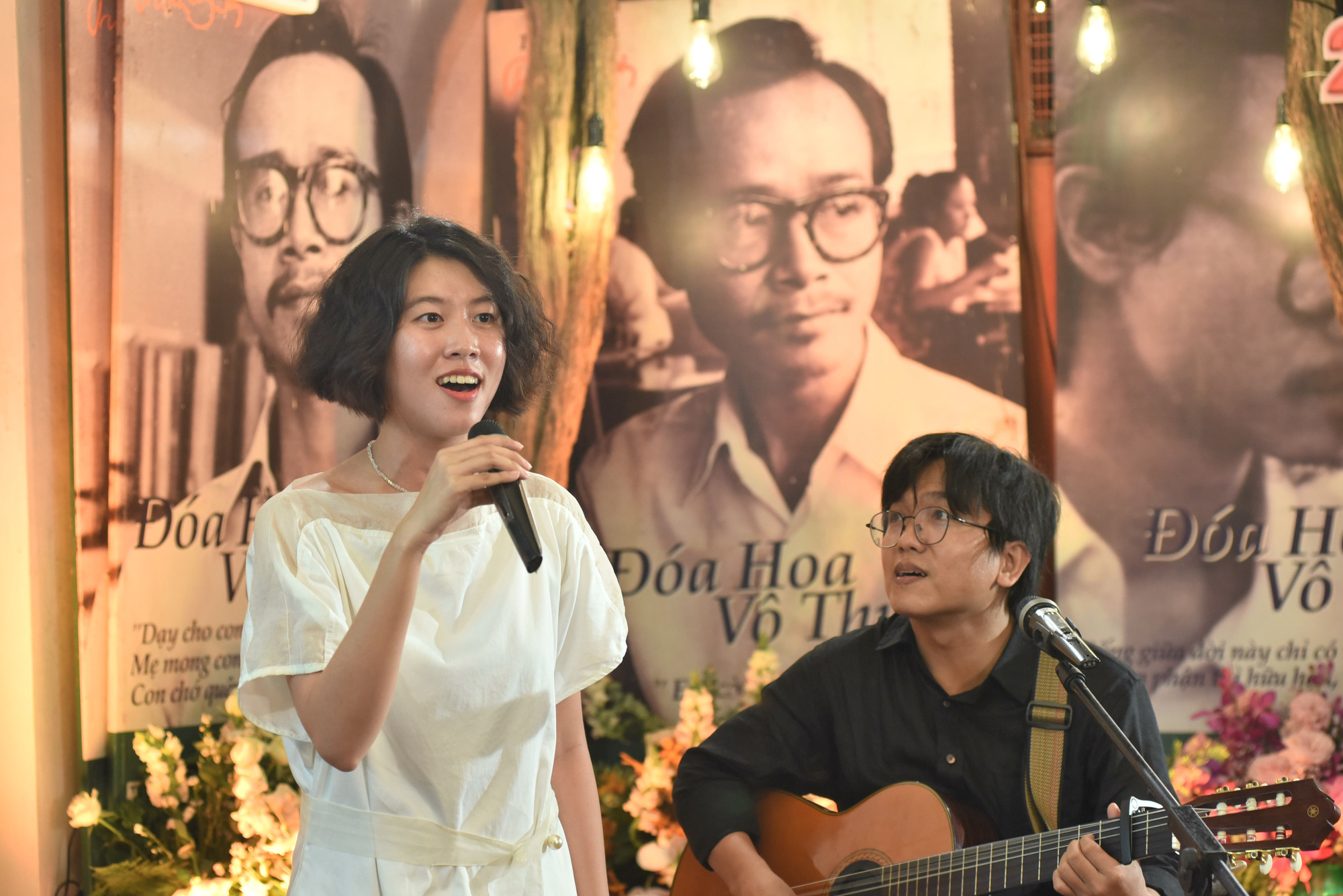 Hồng Nhung, Quang Dũng, Lân Nhã, Cẩm Vân hát ở ngôi nhà Trịnh Công Sơn từng sống - Ảnh 1.