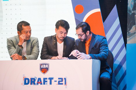 Hanoi Buffaloes 'đón lõng' cầu thủ Việt kiều Tâm Đinh - Ảnh 2. Hanoi Buffaloes 'đón lõng' cầu thủ Việt kiều Tâm Đinh - Ảnh 2.