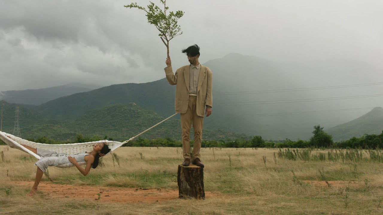 Trốn tìm: Ngay cả cú lừa của Đen cũng rất chill - Ảnh 1. Trốn tìm: Ngay cả cú lừa của Đen cũng rất chill - Ảnh 1.