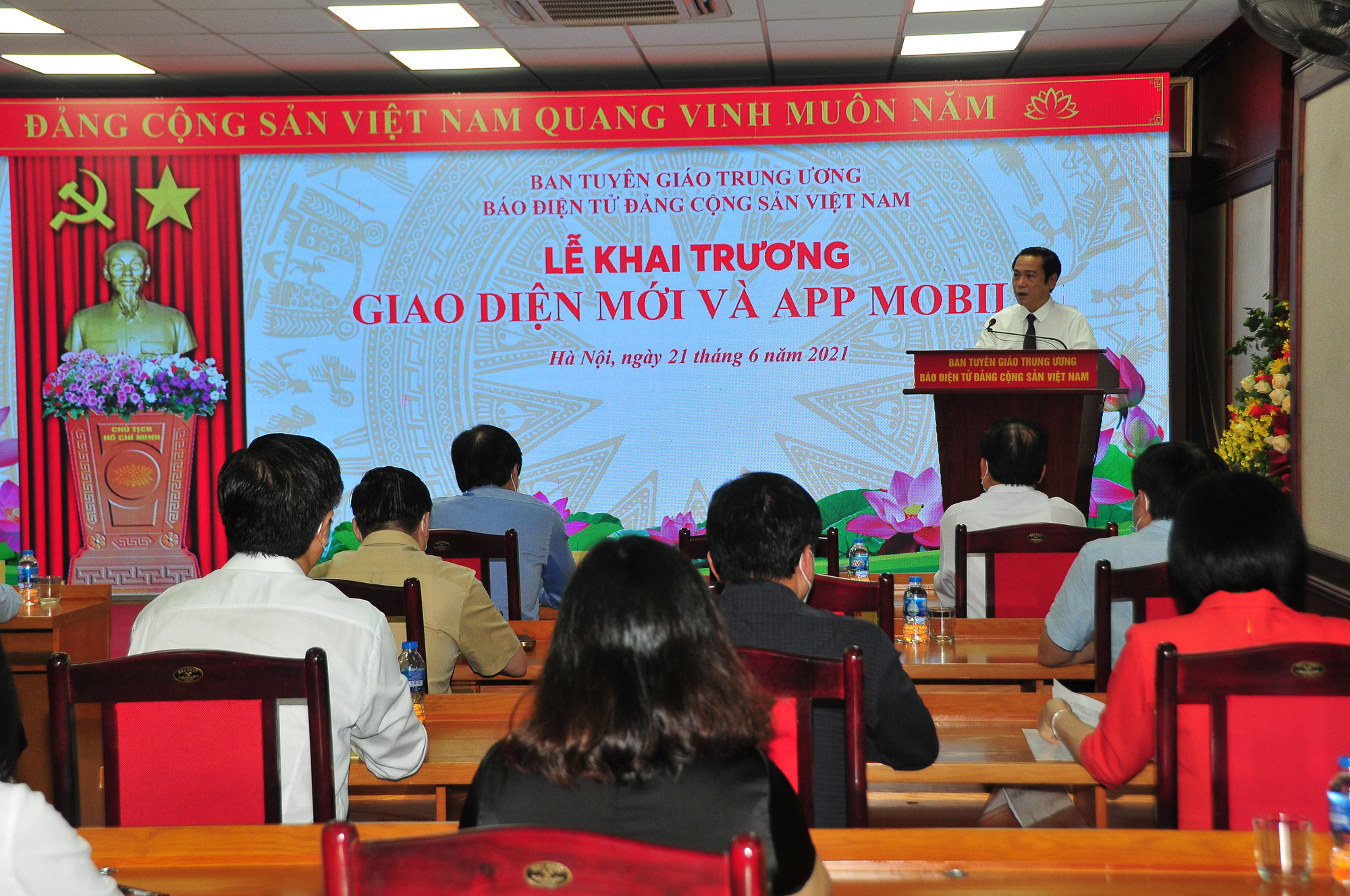 Ra mắt app di động mới báo điện tử Đảng Cộng sản Việt Nam - Ảnh 1. Ra mắt app di động mới báo điện tử Đảng Cộng sản Việt Nam - Ảnh 1.