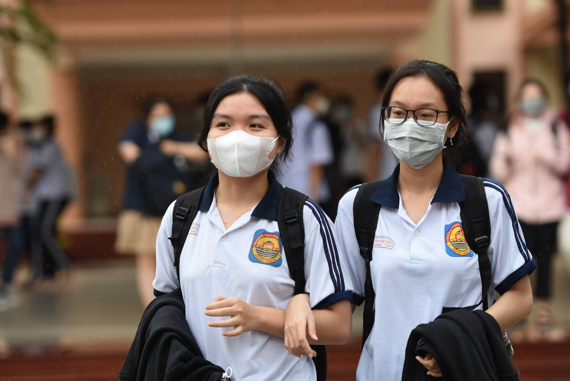 Nhìn lại các kỳ thi tốt nghiệp THPT - Ảnh 1. Nhìn lại các kỳ thi tốt nghiệp THPT - Ảnh 1.