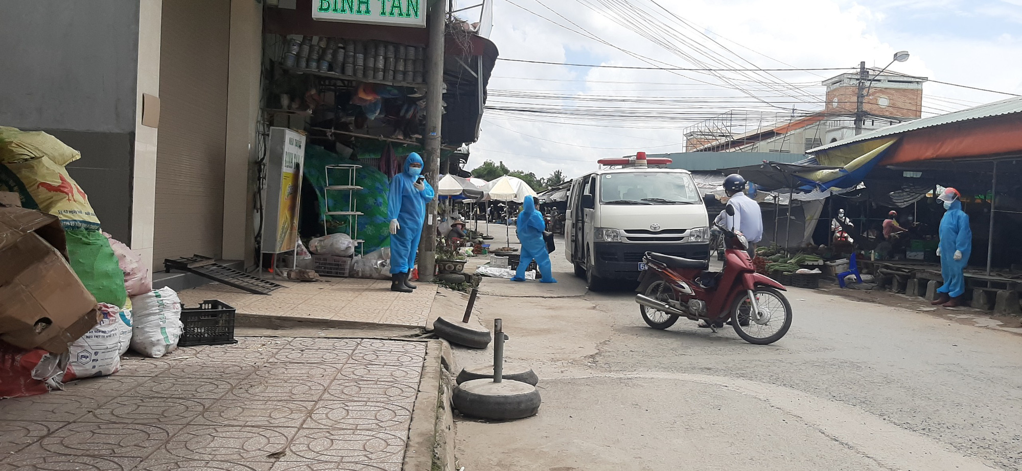 Vĩnh Long lần đầu tiên ghi nhận hơn 1.000 ca COVID-19 - Ảnh 1.