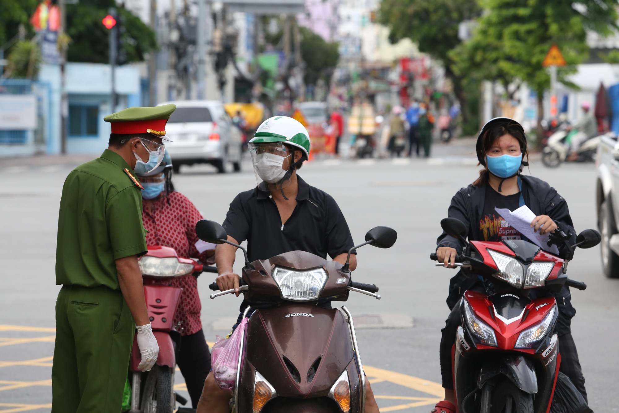 TP.HCM khẳng định thông tin về kế hoạch hoạt động sau 15-9 là sai - Ảnh 1.