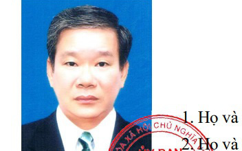 Hé lộ hiện trường vụ bí thư thị trấn chết trong ô tô: có lọ thuốc trừ sâu, thuốc diệt côn trùng