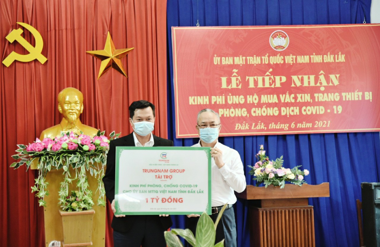 Trungnam Group: Luôn chia sẻ với cộng đồng, ủng hộ hàng chục tỉ đồng chống dịch - Ảnh 2.