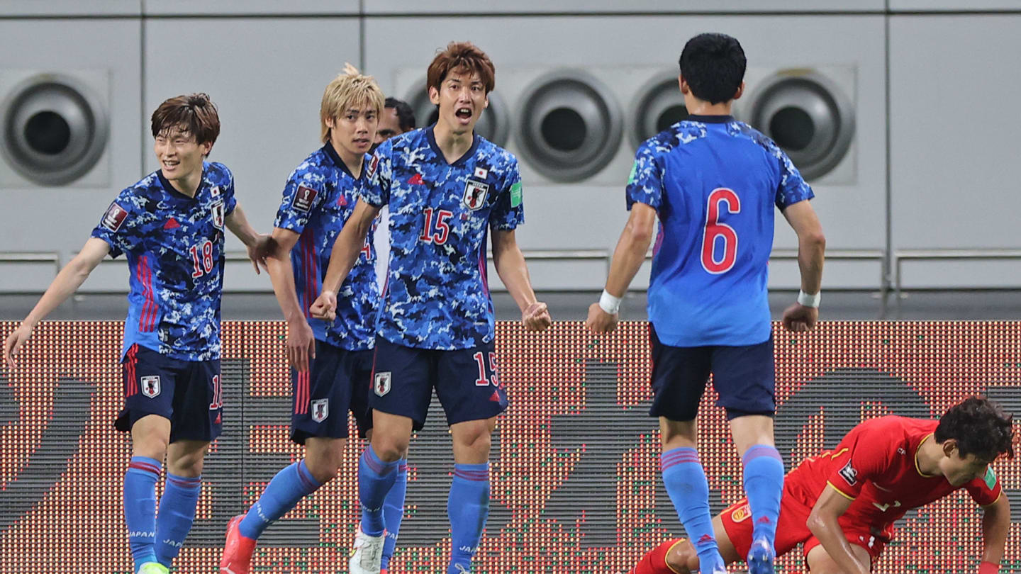 Dùng 4 cầu thủ nhập tịch, Trung Quốc vẫn thua Nhật Bản và tiếp tục đứng chót bảng - Ảnh 1.