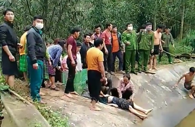 Hàng xóm lao xuống ao cứu 2 vợ chồng đuối nước bất thành, cả 3 thiệt mạng - Ảnh 1. Hàng xóm lao xuống ao cứu 2 vợ chồng đuối nước bất thành, cả 3 thiệt mạng - Ảnh 1.