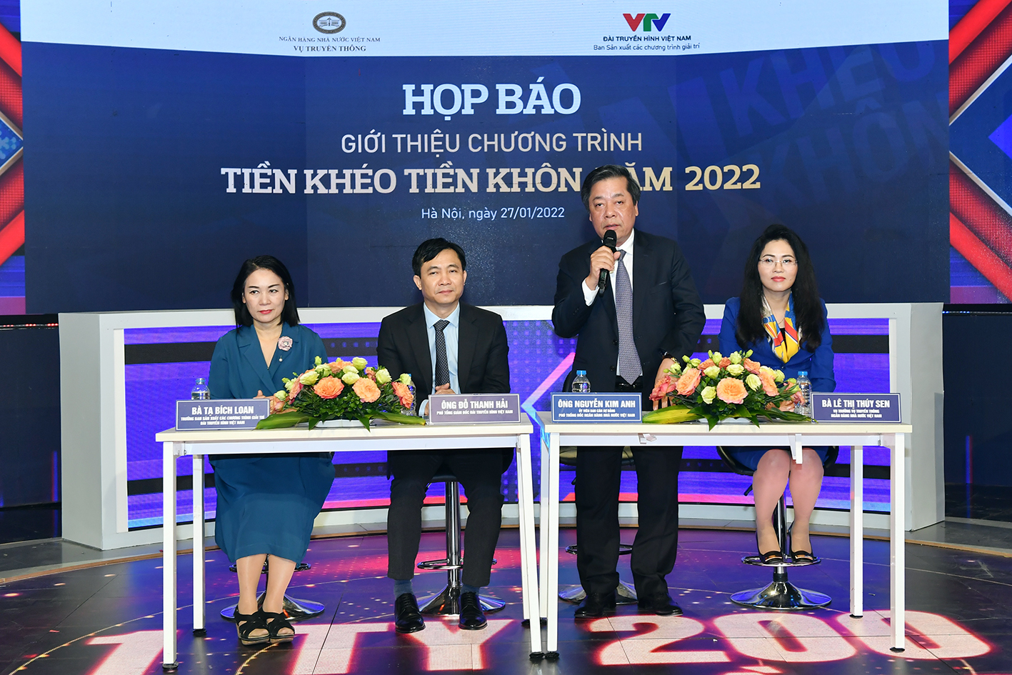 Gần 1.800 học sinh Thanh Hóa tham gia cuộc thi Hiểu biết về tài chính để có kiến thức về tiền- Ảnh 6. Xem gameshow
