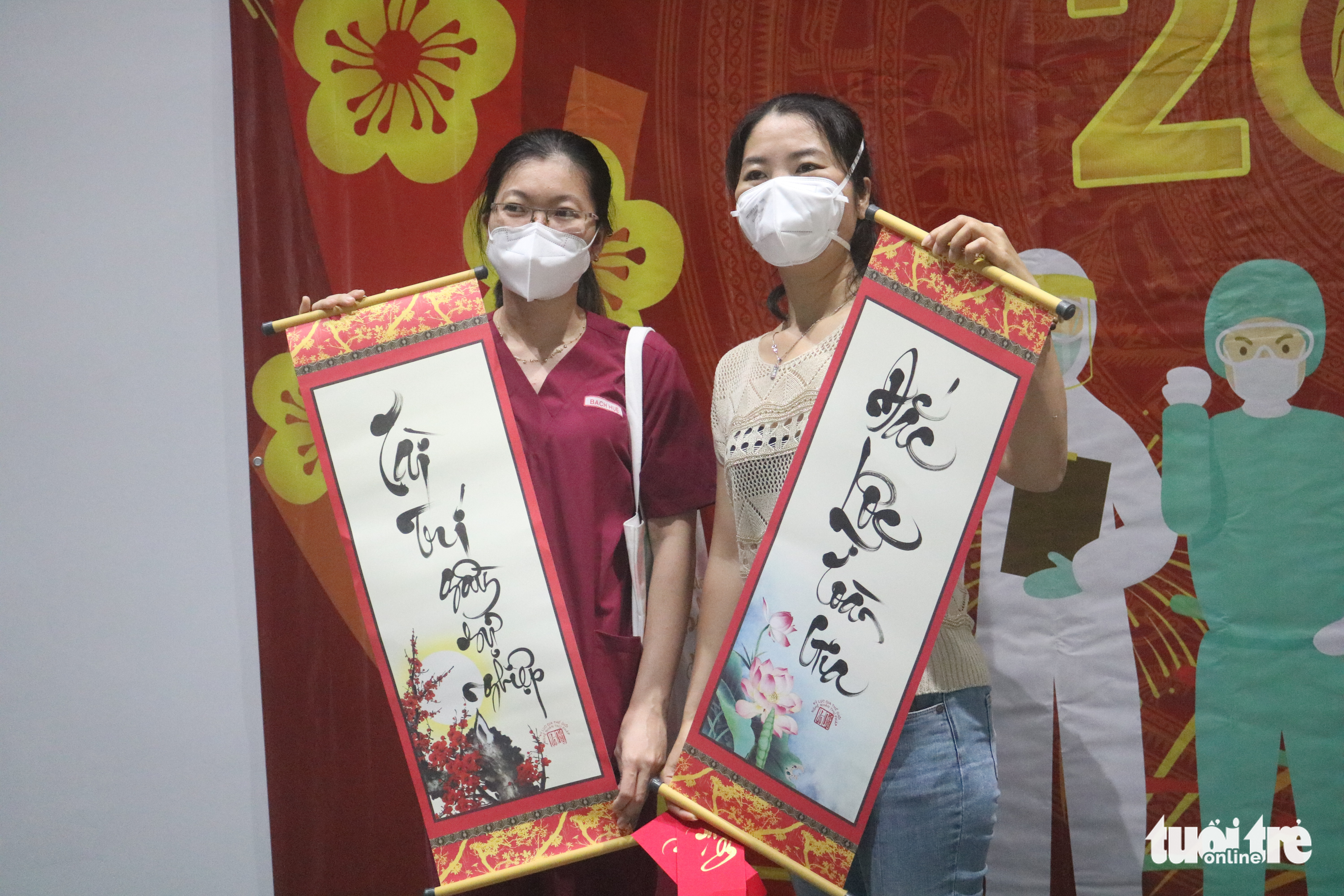 Tết ở Bệnh viện Hồi sức COVID-19: ‘Xa nhà chỉ mong mọi người về nhà’ - Ảnh 5.