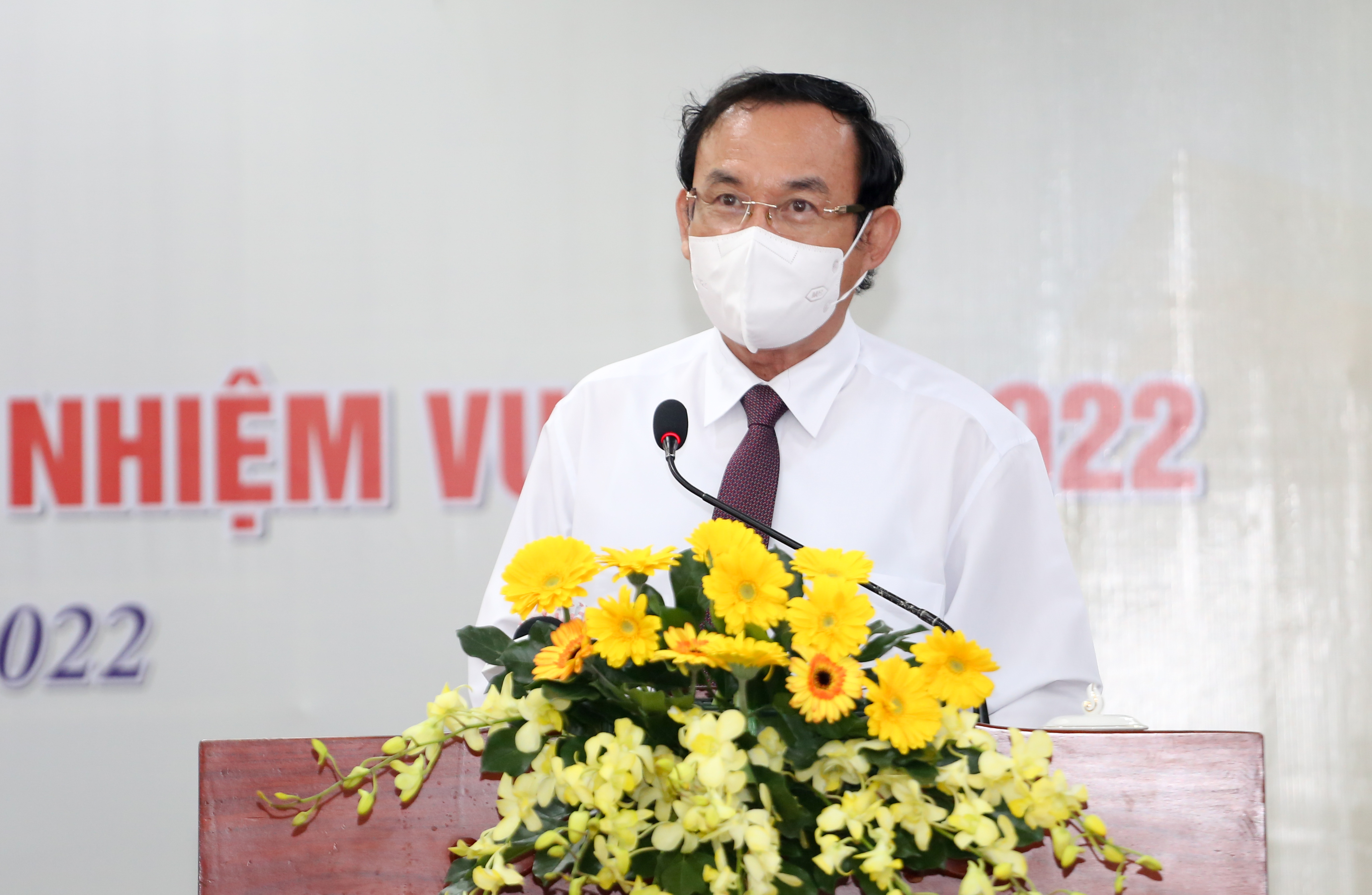 Bí thư Nguyễn Văn Nên: Lời chê bai, nếu hợp lý, cần tiếp thu để sửa - Ảnh 2. Bí thư Nguyễn Văn Nên: Lời chê bai, nếu hợp lý, cần tiếp thu để sửa - Ảnh 2.
