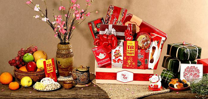 Những tặng phẩm không thể thiếu trong giỏ quà ngày Tết - Ảnh 1.