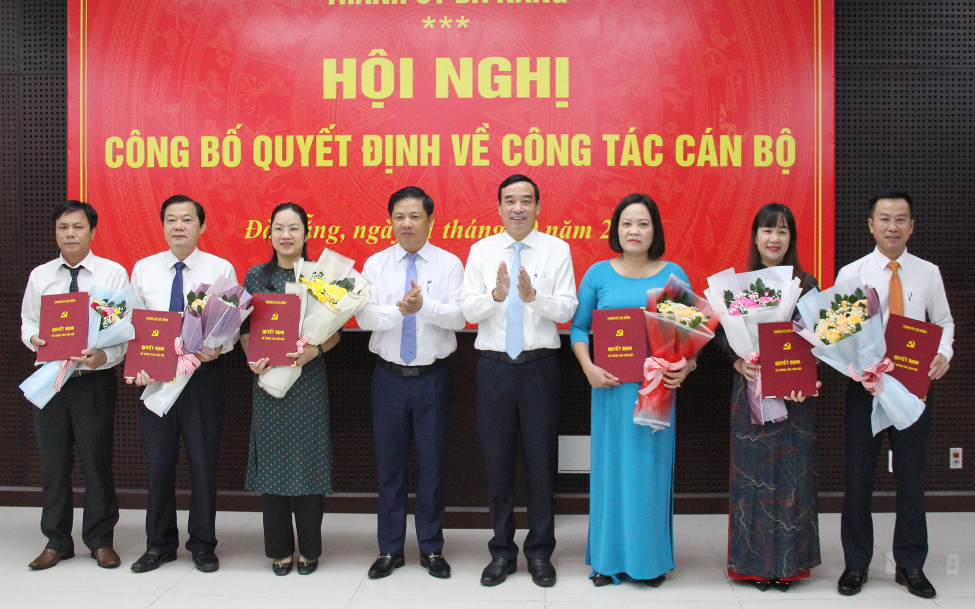 Ông Lê Trung Chinh, ông Nguyễn Đình Vĩnh làm bí thư 2 Đảng bộ mới ở Đà Nẵng - Ảnh 3.