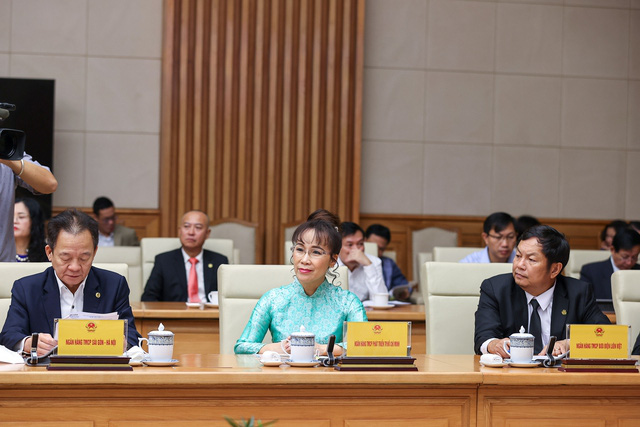 Thủ tướng Phạm Minh Chính gặp mặt lãnh đạo các ngân hàng thương mại - Ảnh 3.
