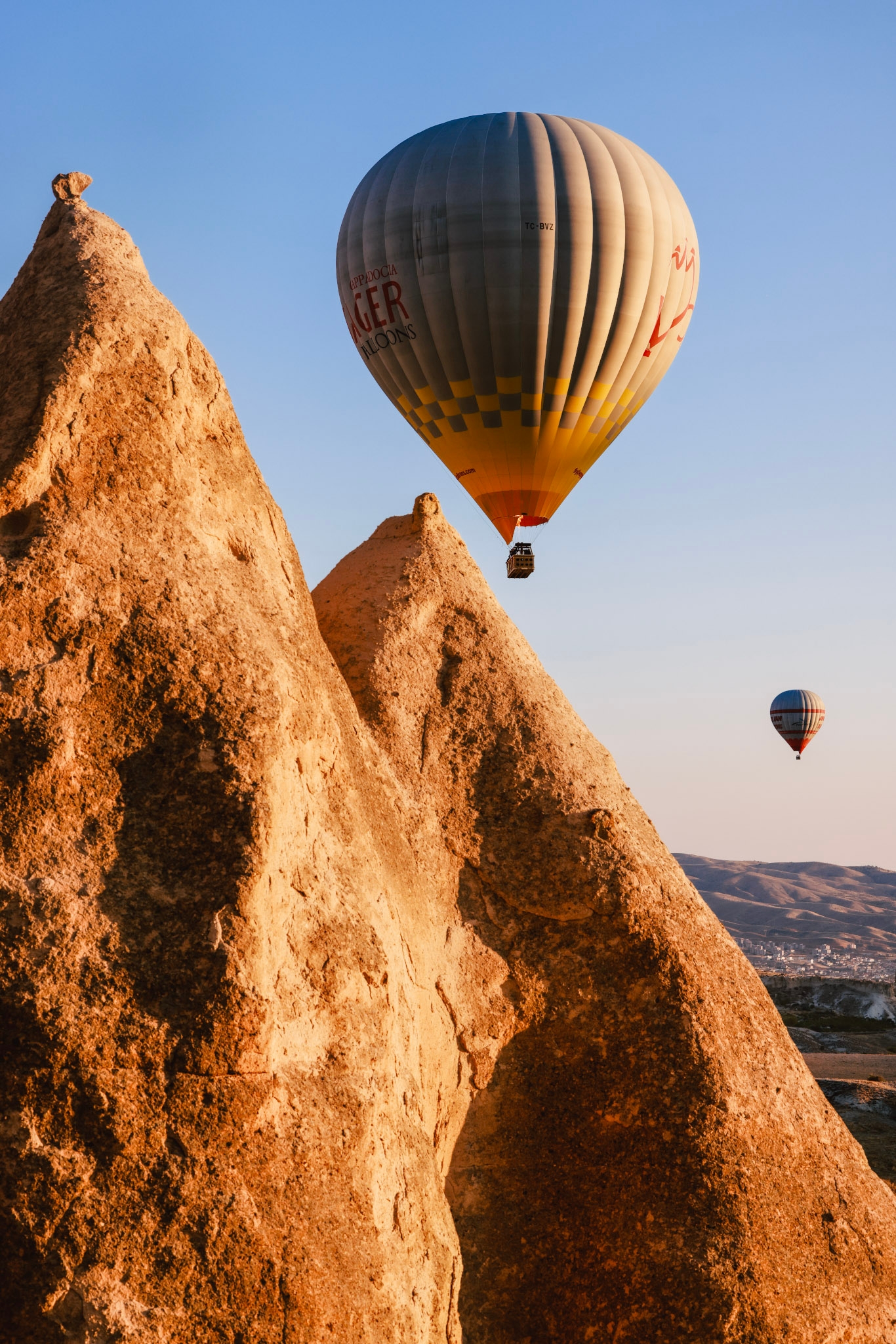 Bay khinh khí cầu trên những kỳ quan ở Cappadocia - Ảnh 3.