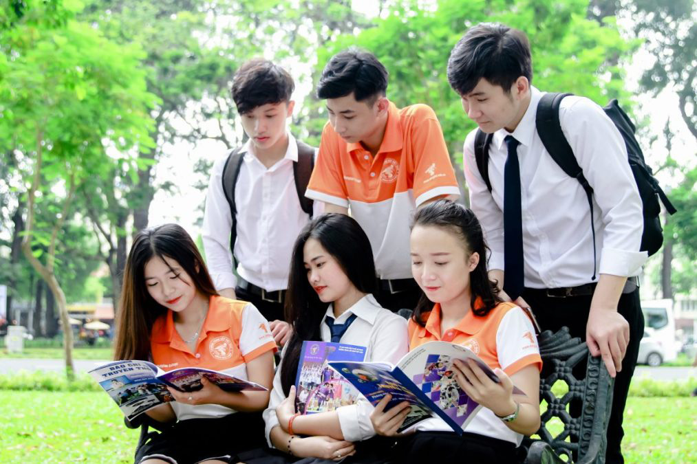 Chọn nghề cho gen Z: Học nghề gì khi không học đại học? - Ảnh 1.