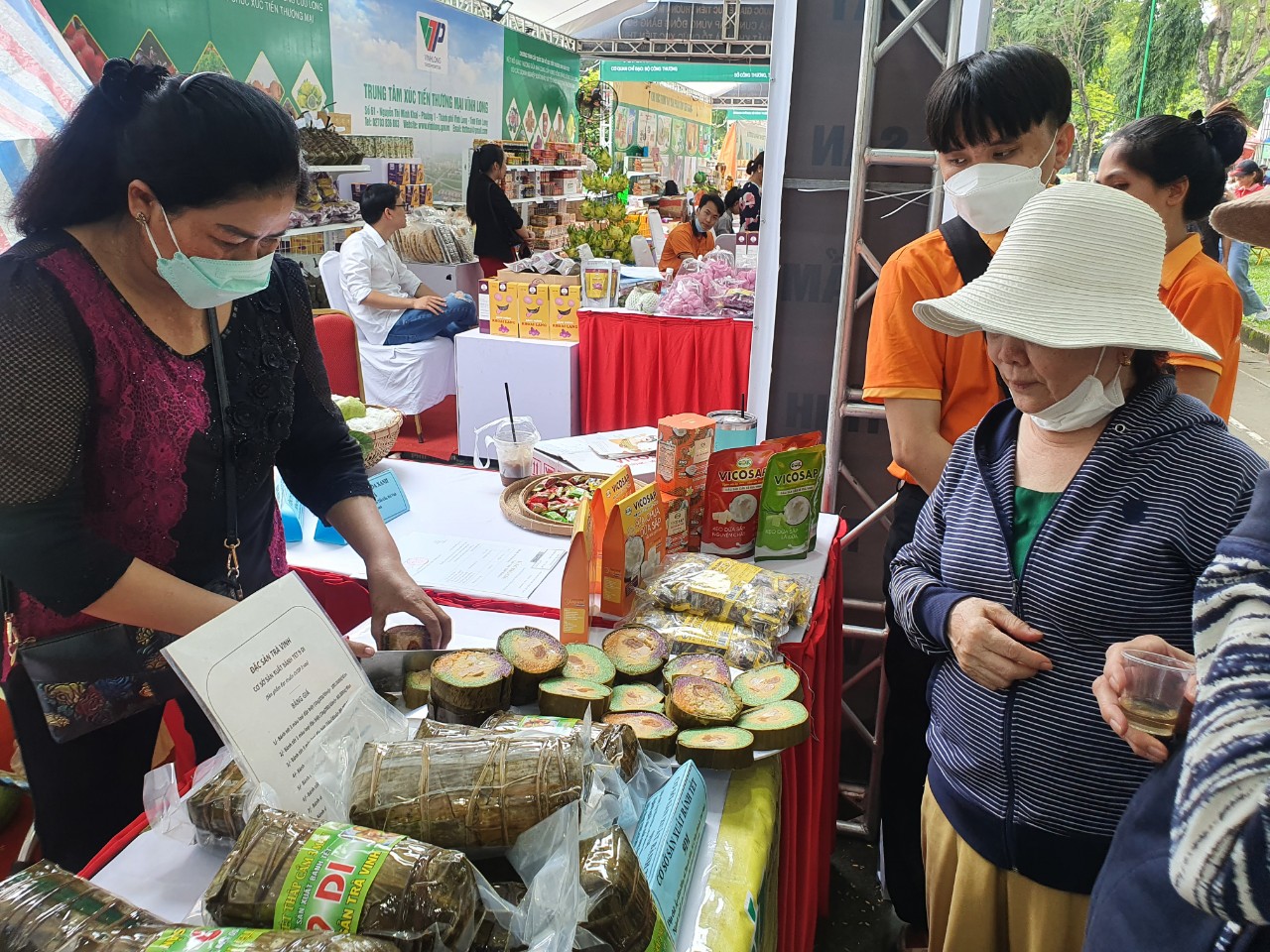 Tin sáng 26-10: Show ô tô khai mạc; Nhiễm độc chì tại Việt Nam đáng báo động - Ảnh 4.