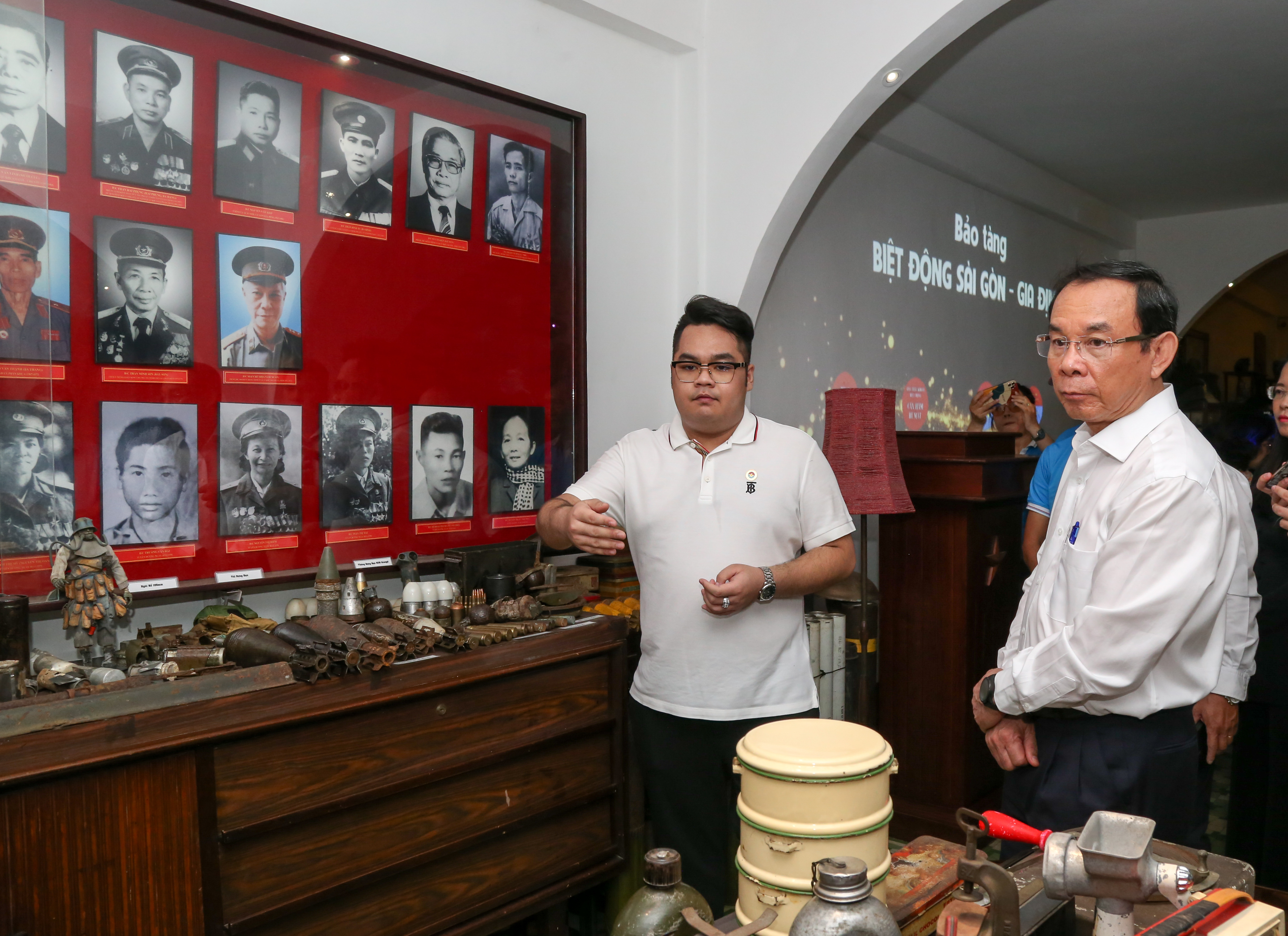 Bí thư Nguyễn Văn Nên thăm các di tích lịch sử Biệt động Sài Gòn - Ảnh 3. Bí thư Nguyễn Văn Nên thăm các di tích lịch sử Biệt động Sài Gòn - Ảnh 3.