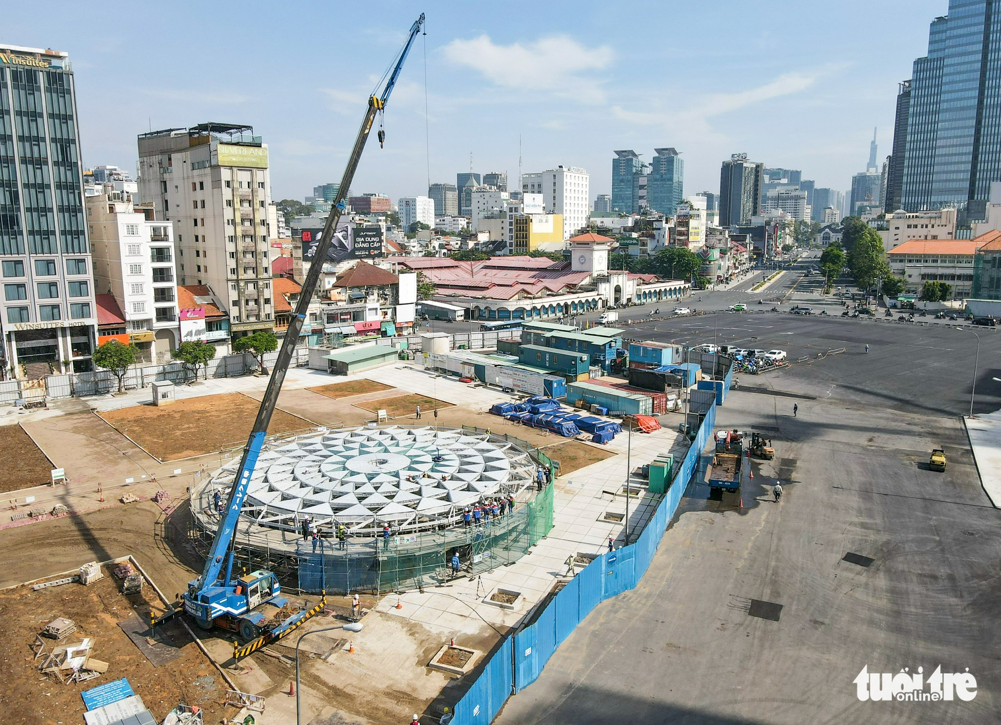 Giếng trời khổng lồ hình hoa sen của ga Bến Thành đã thành hình - Ảnh 5.