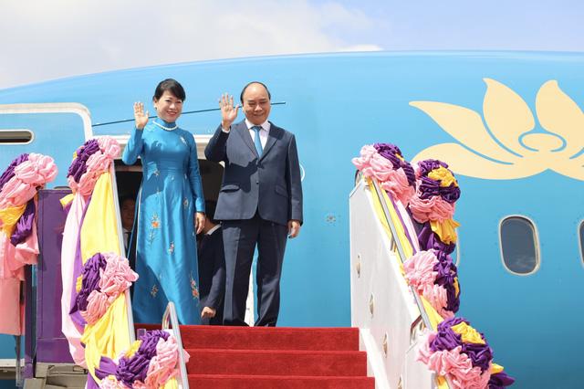 Chủ tịch nước bắt đầu chuyến thăm chính thức Thái Lan - Ảnh 2.