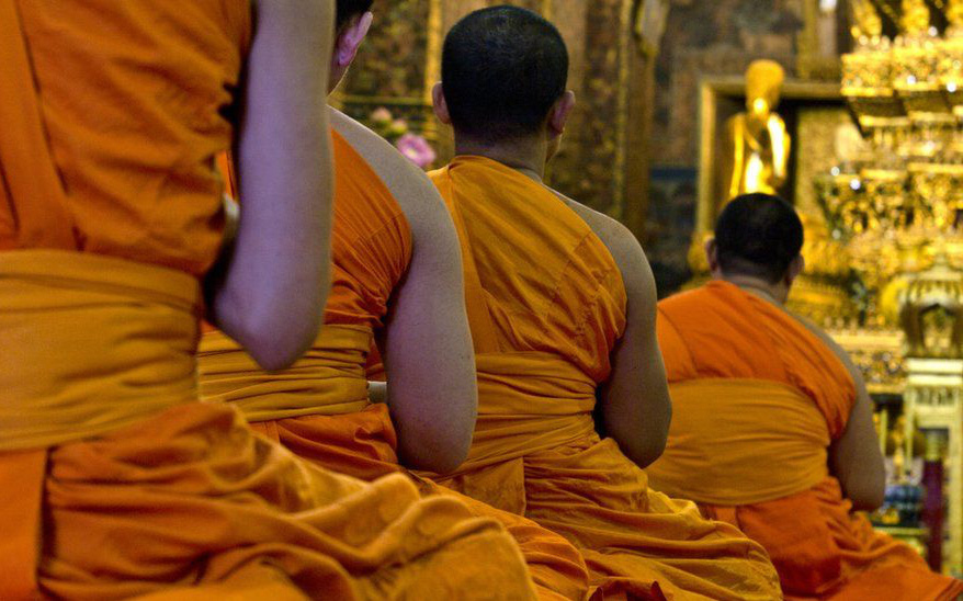 Ngôi chùa Thái Lan "trống rỗng" vì tất cả sư bị đưa đi cai nghiện