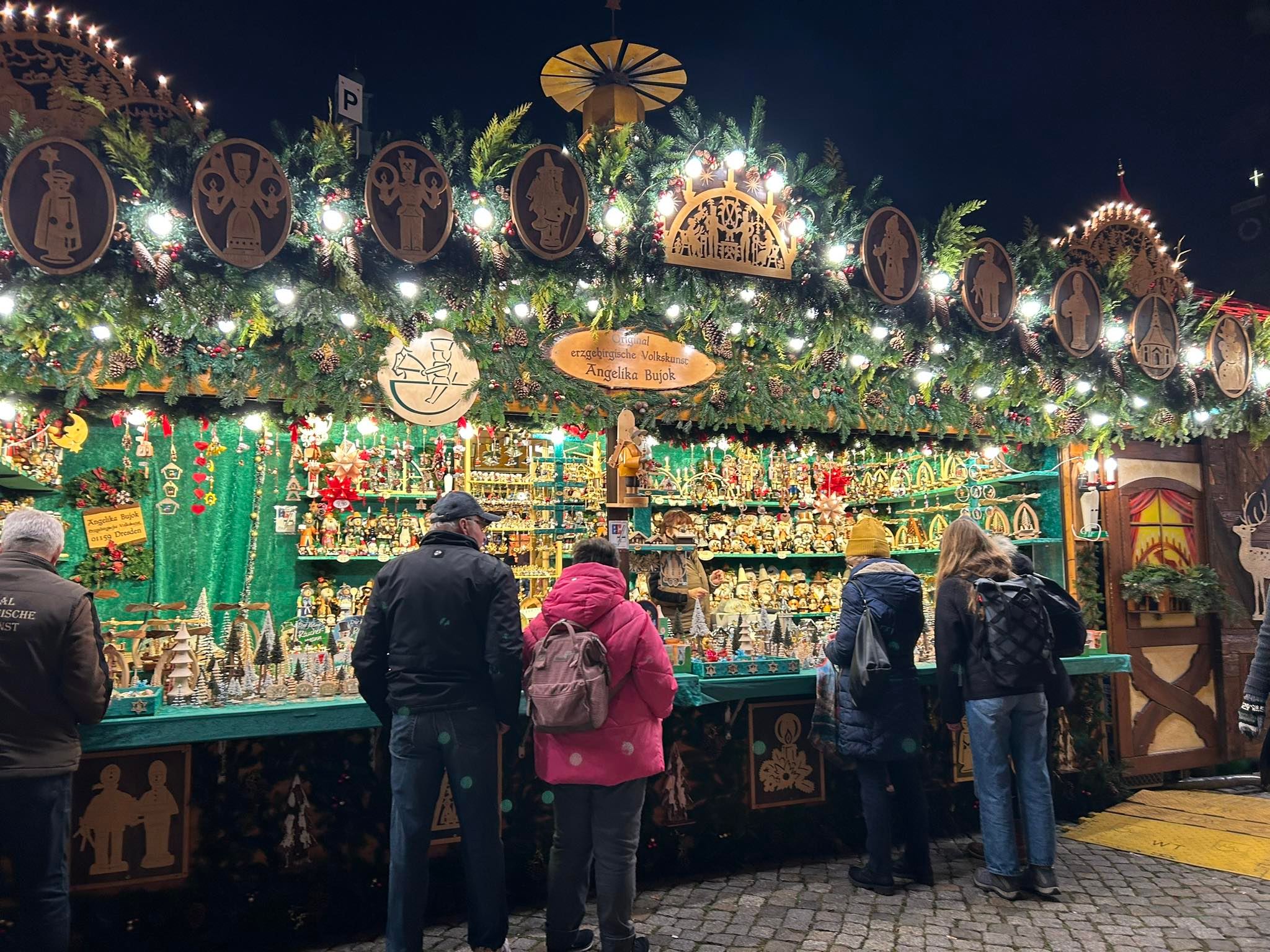 Tại sao thành phố Dresden lại là thủ phủ Giáng sinh của châu Âu? - Ảnh 2.