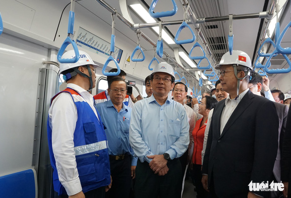 試験走行用に正式に配備されたメトロ 1 号車 - 写真 4。 試験走行用に正式に配備されたメトロ 1 号車 - 写真 4。
