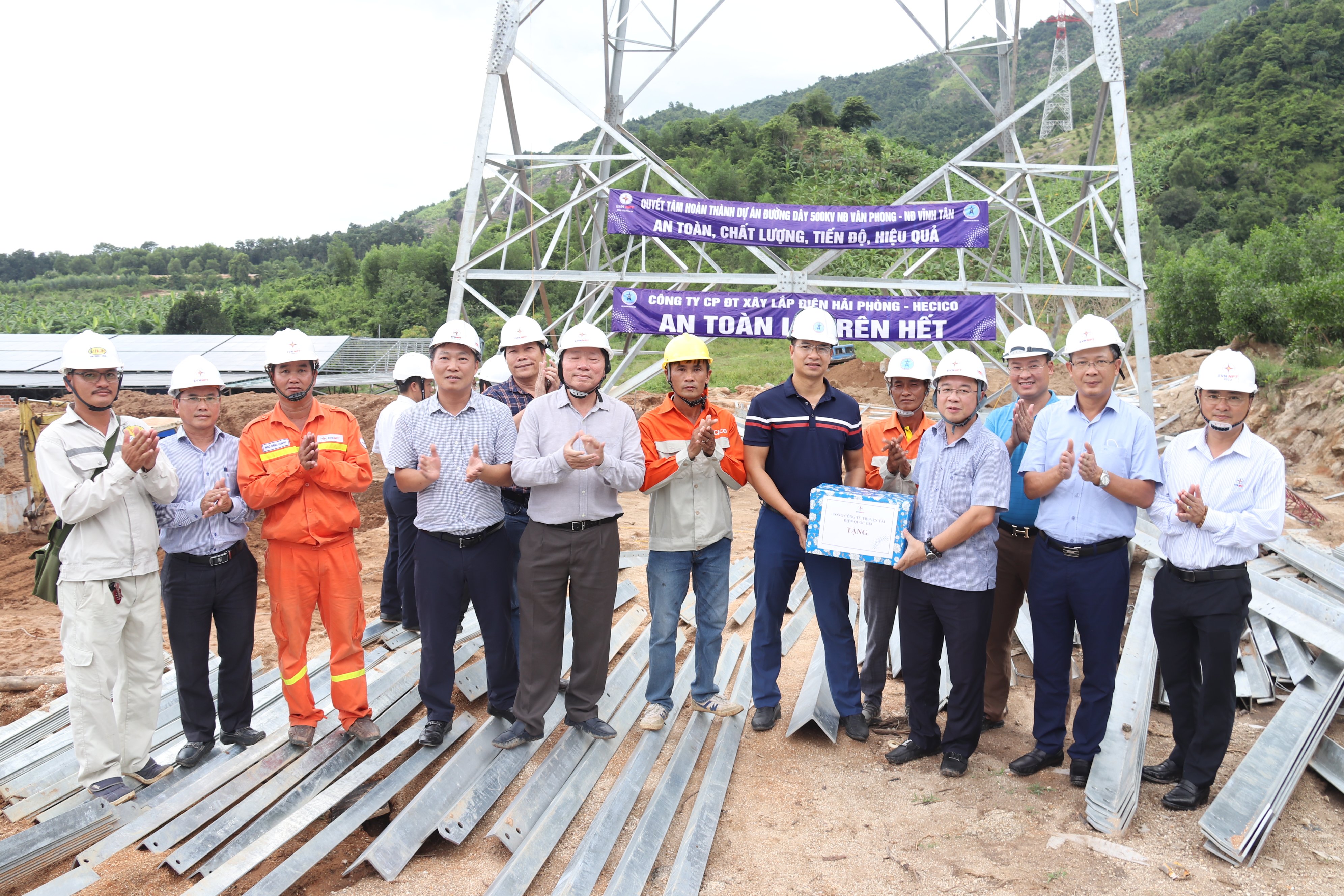 Dự án đường dây 500kV Vân Phong - Vĩnh Tân chính thức đóng điện - Ảnh 3.