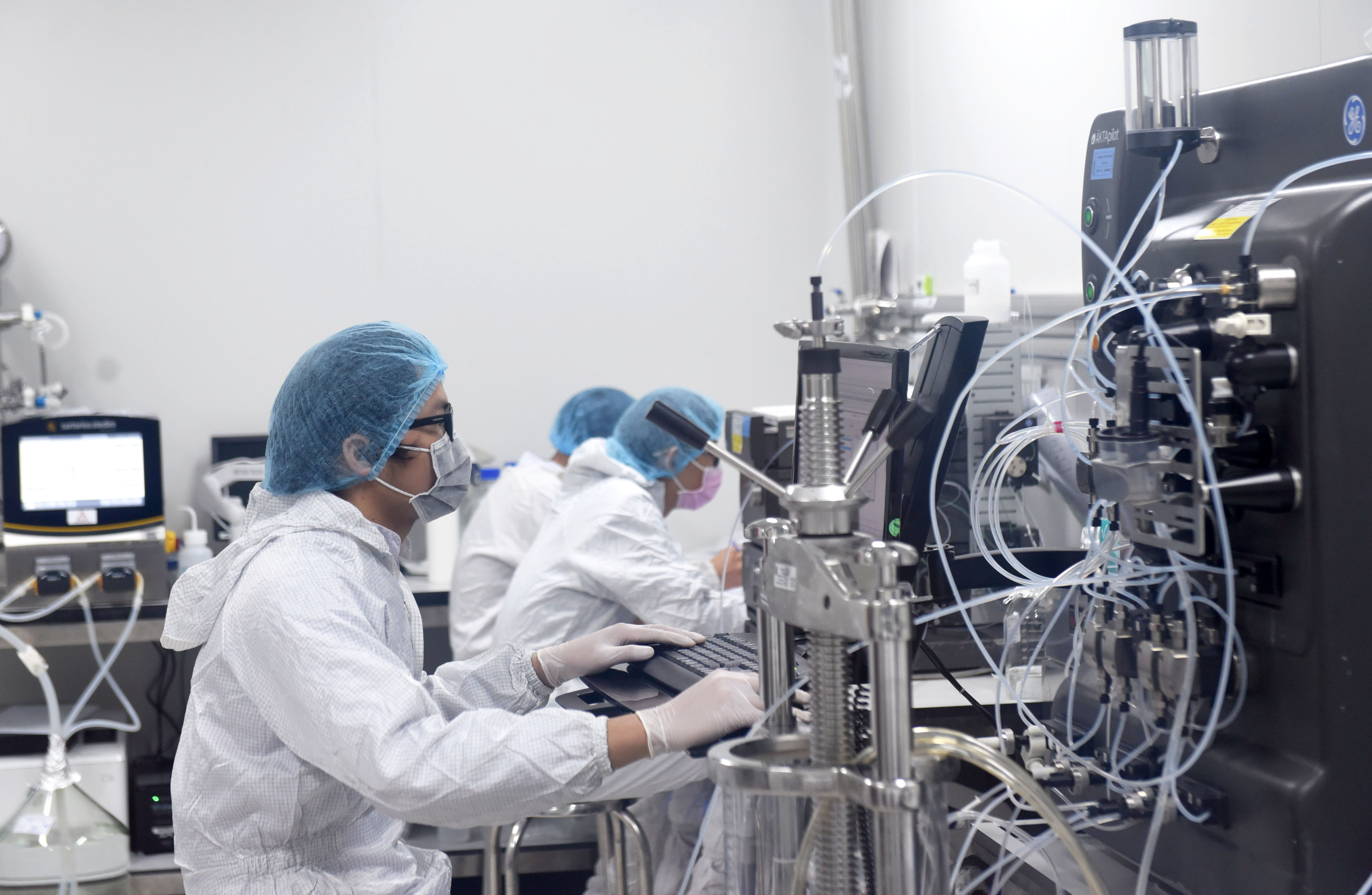 Tin sáng 26-10: Show ô tô khai mạc; Nhiễm độc chì tại Việt Nam đáng báo động - Ảnh 1.