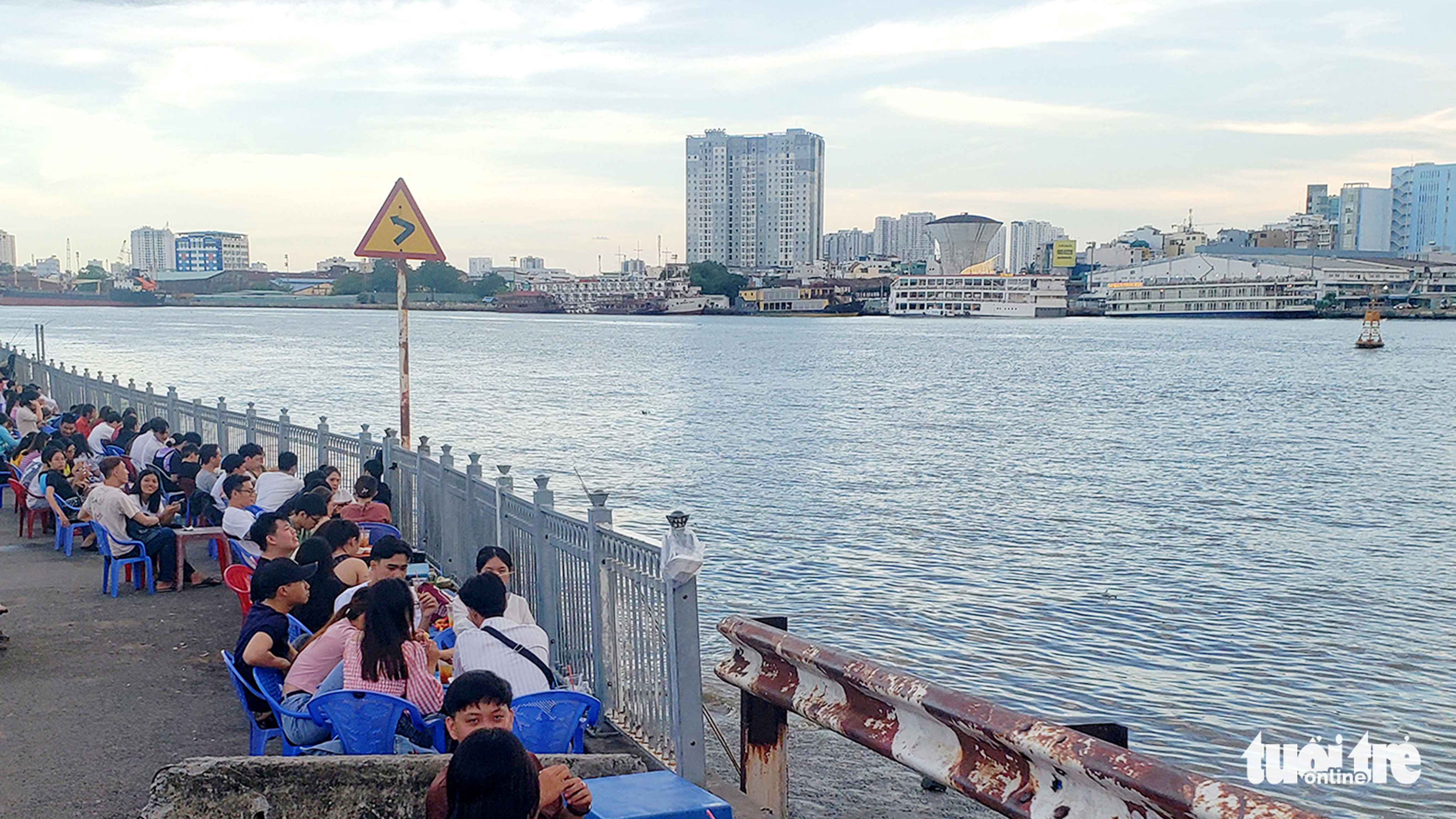 Khôi phục bản sắc đô thị sông nước của Sài Gòn - TP.HCM - Ảnh 1.