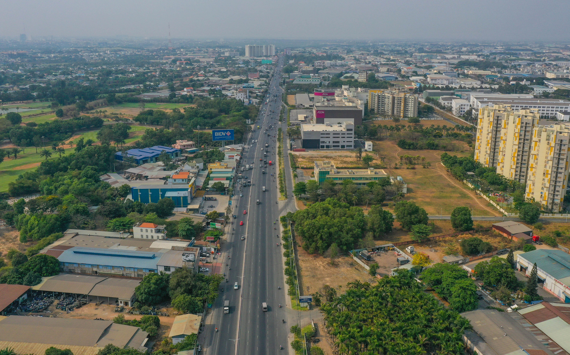 TP.HCM góp ý về vị trí đặt trạm thu phí ở dự án mở rộng quốc lộ 13 qua Bình Dương - Ảnh 2.