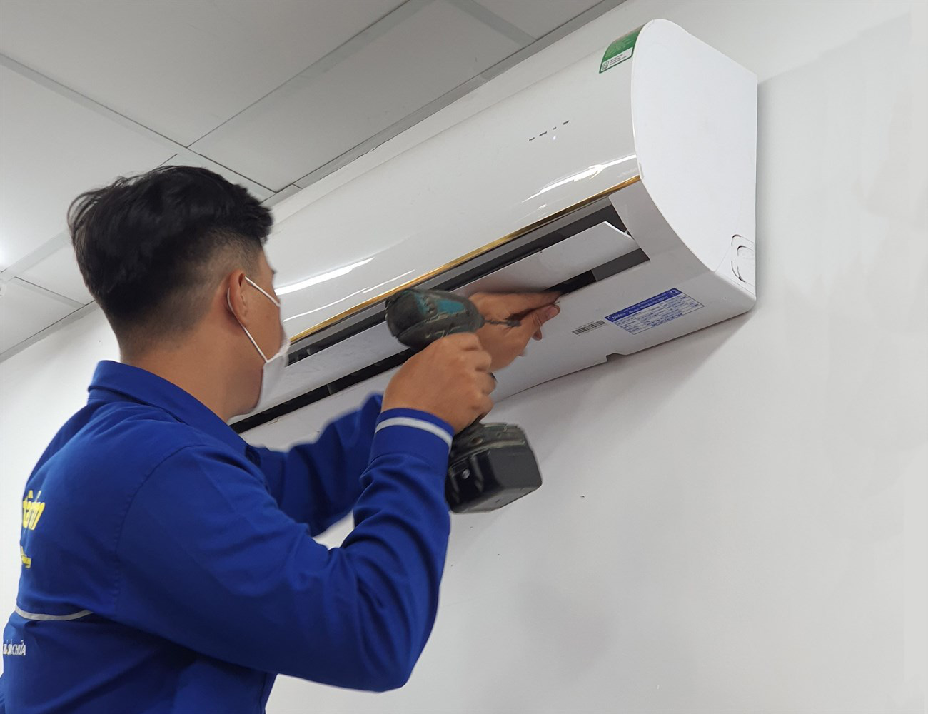 Tận Tâm: Đa dạng dịch vụ sửa chữa, lắp đặt, cam kết đúng giờ - Ảnh 3. Tận Tâm: Đa dạng dịch vụ sửa chữa, lắp đặt, cam kết đúng giờ - Ảnh 3.