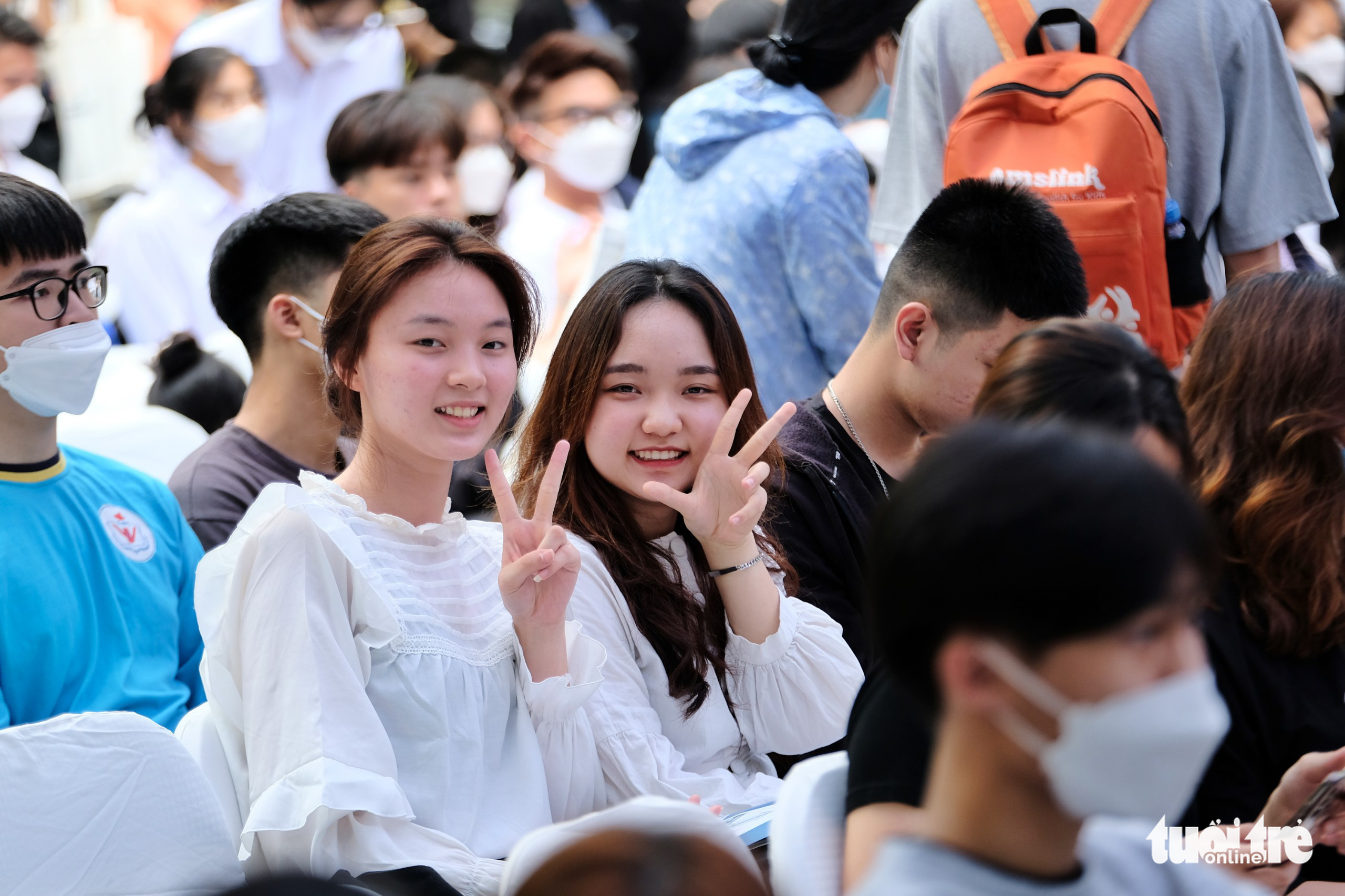 Hàng ngàn thí sinh đến với Ngày hội tư vấn tuyển sinh tại Hà Nội - Ảnh 7.