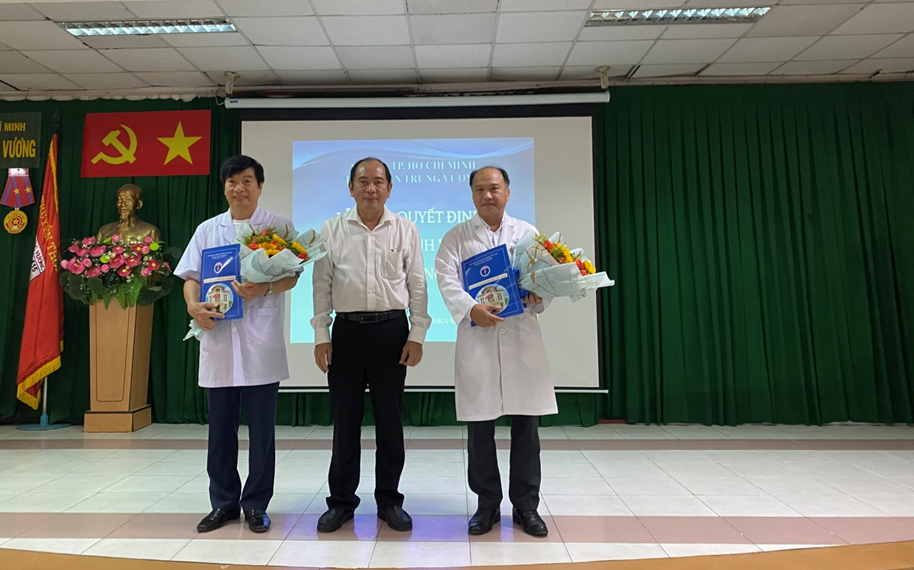 Thành lập Trường đại học Khoa học sức khỏe - Đại học Quốc gia TP.HCM- Ảnh 4. Điều chuyển giám đốc Bệnh viện Trưng Vương về khoa Y, Đại học Quốc gia TP.HCM