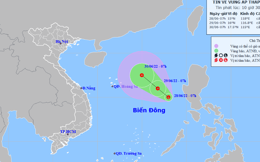 Biển Đông khả năng xuất hiện áp thấp nhiệt đới trong 24 giờ tới - Ảnh 1. Biển Đông khả năng xuất hiện áp thấp nhiệt đới trong 24 giờ tới - Ảnh 1.