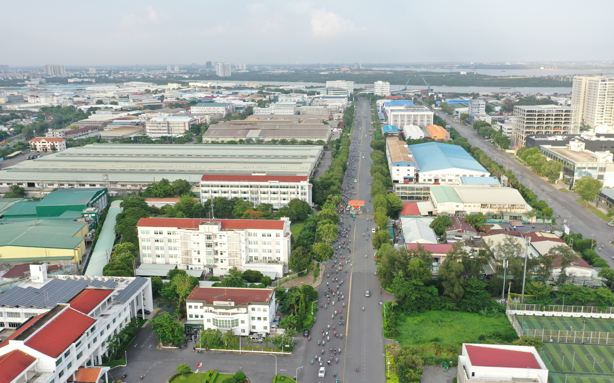 Phát triển vùng Nhà Bè không tách rời với quận 7
