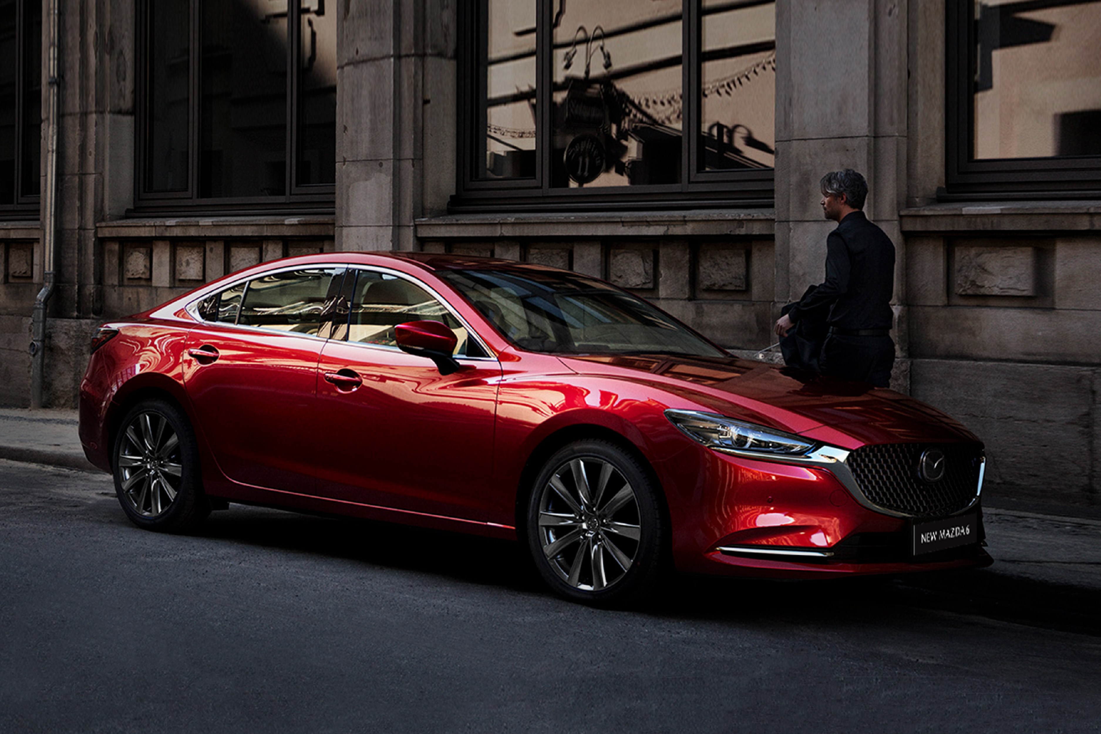 Bộ đôi giúp Mazda làm nên chuyện ở phân khúc sedan tầm giá dưới 1 tỉ đồng - Ảnh 6.