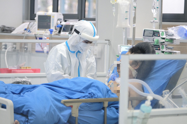 Tin sáng 5-6: Giá vé máy bay nhích từng ngày; Hà Nội còn 108 ca COVID-19 điều trị ở bệnh viện - Ảnh 4.