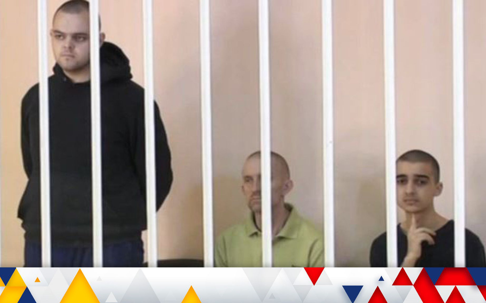 Tòa án nước cộng hòa tự xưng Donetsk tuyên tử hình 3 tù binh là lính đánh thuê