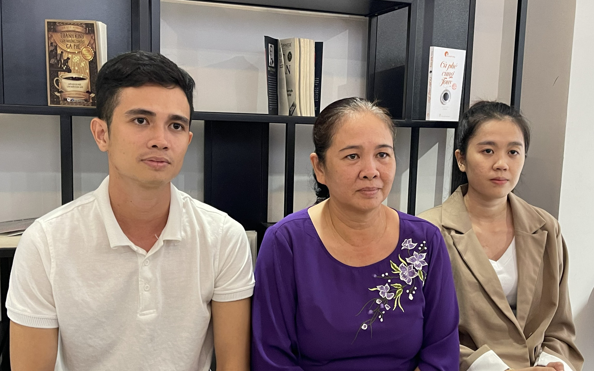Anh chị ca sĩ Thiện Nhân