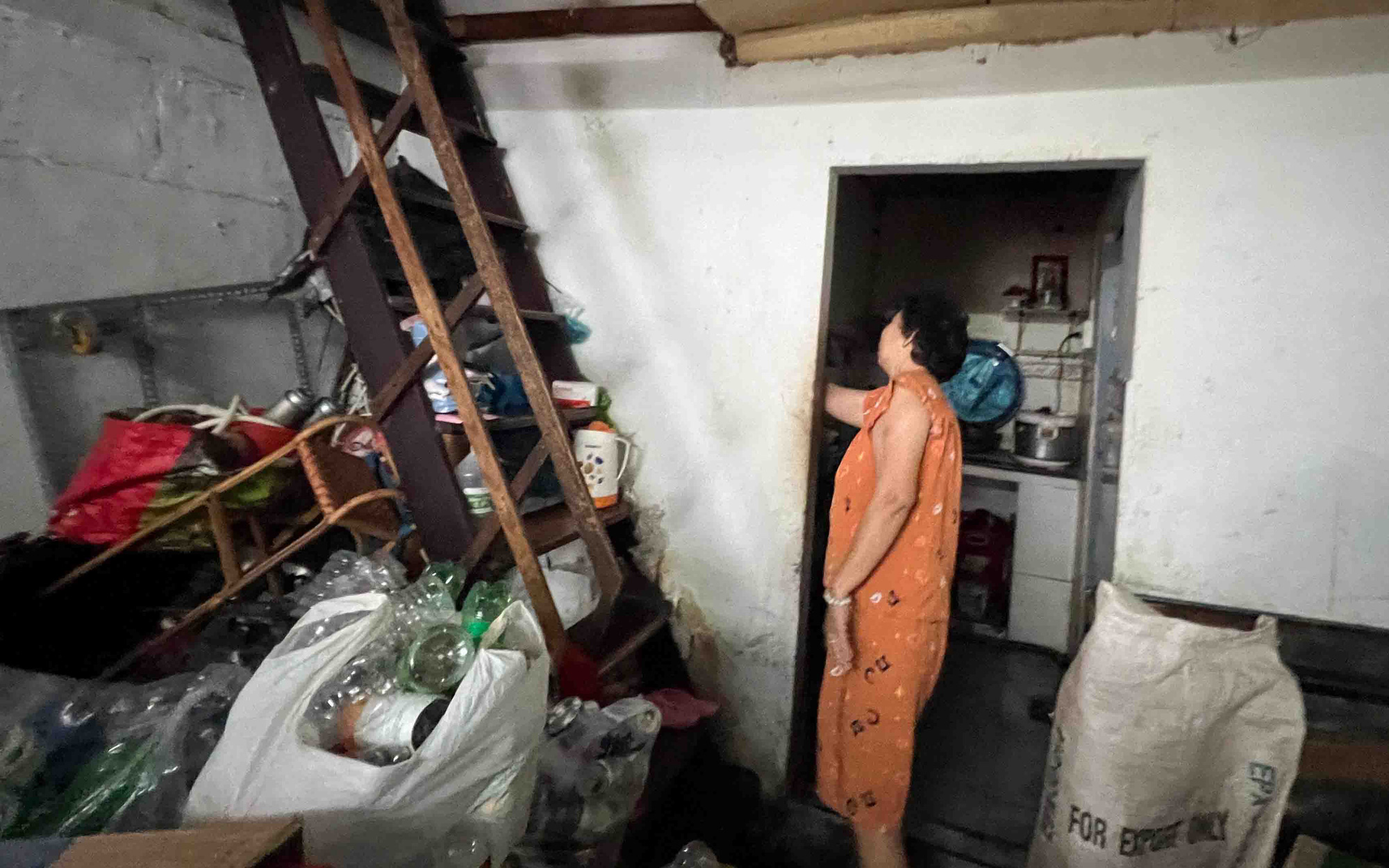 Tình thương mến thương ở hẻm nhỏ xíu xiu- Ảnh 7. Mua nhà
