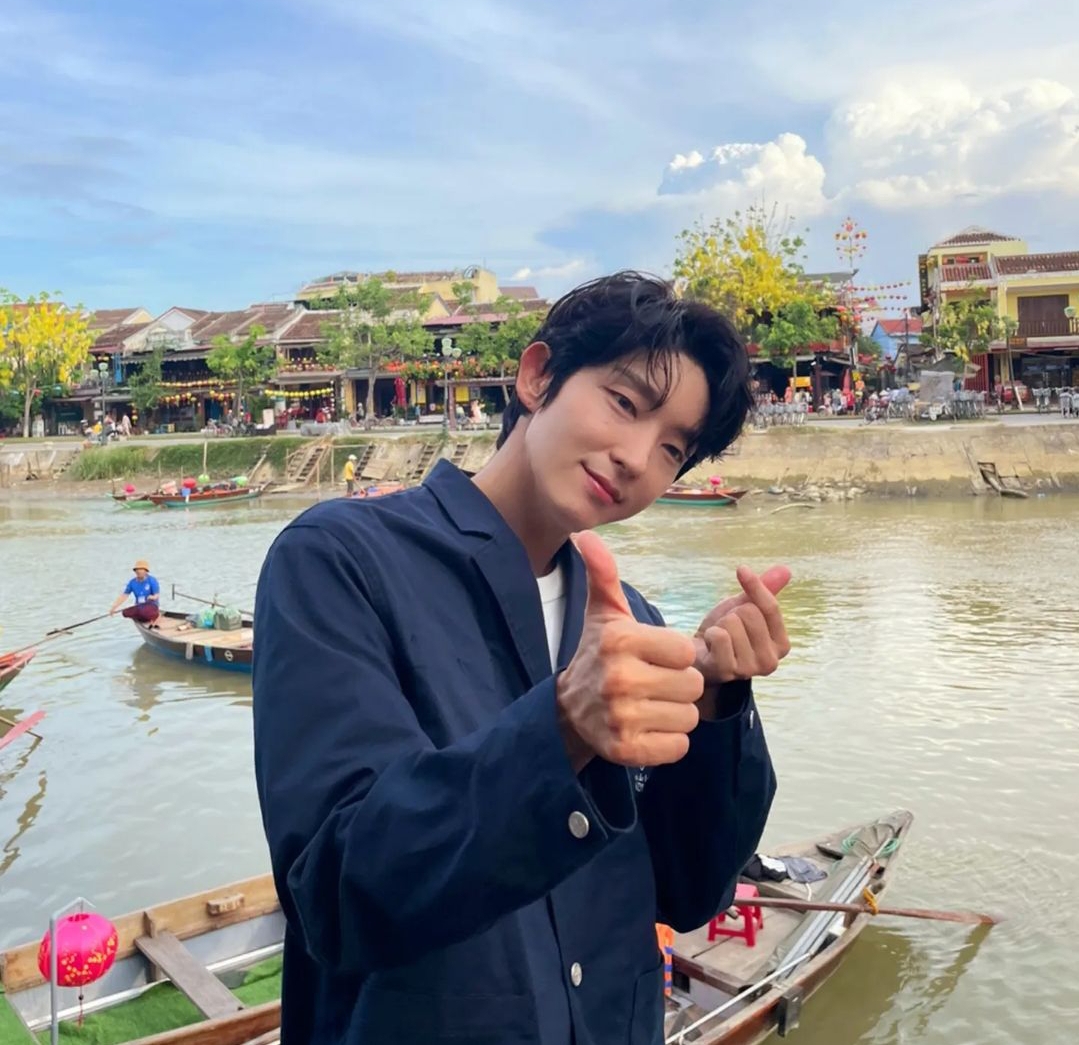 トラン・マン・トゥアンは娘の演劇を見ながら泣きました。ソン・トゥンM-TPは彼女の誕生日の間違いを訂正しました-写真4。