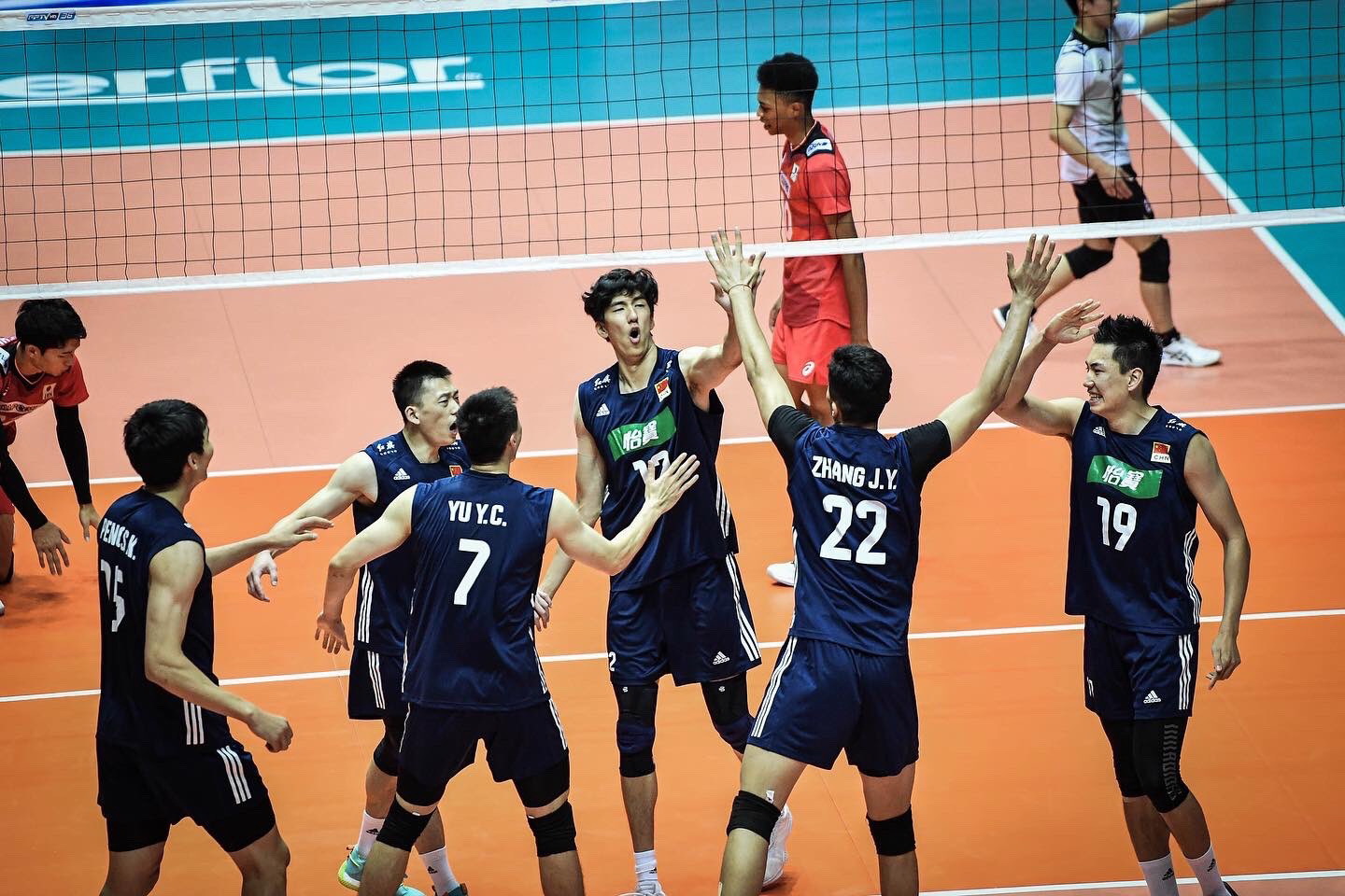 中国の男子バレーボール: 奇妙な復活 - 写真 1.