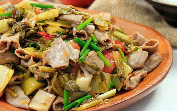 Lòng heo, món ăn khoái khẩu nhưng tiềm ẩn nhiều nguy cơ- Ảnh 2. Lòng heo, món ăn khoái khẩu nhưng tiềm ẩn nhiều nguy cơ- Ảnh 2.