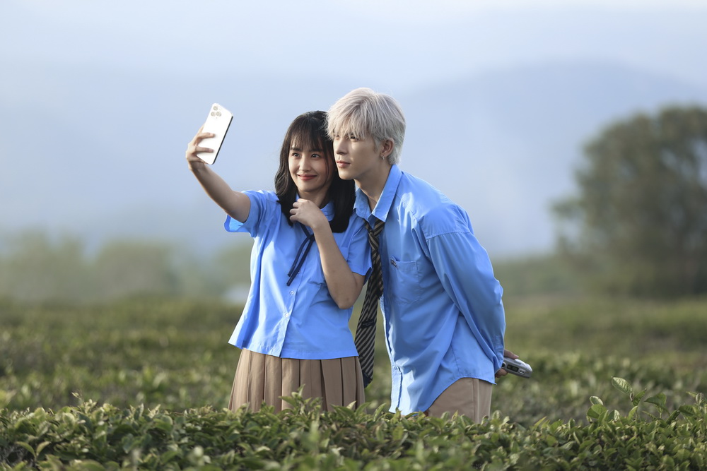 Quên các MV đầy drama đi, Denis Đặng tung The last goodbye ngọt lịm kia kìa! - Ảnh 2. Quên các MV đầy drama đi, Denis Đặng tung The last goodbye ngọt lịm kia kìa! - Ảnh 2.