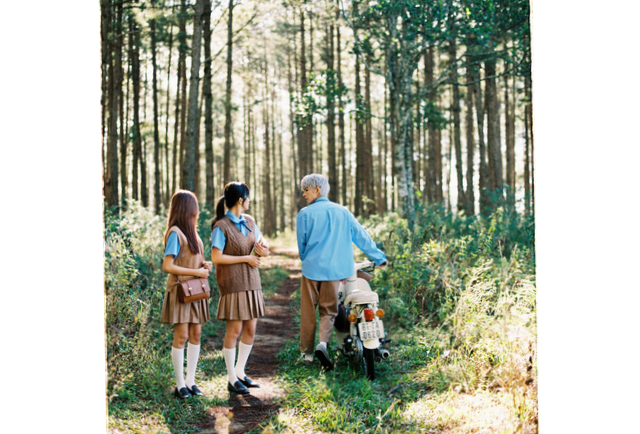 Quên các MV đầy drama đi, Denis Đặng tung The last goodbye ngọt lịm kia kìa! - Ảnh 4. Quên các MV đầy drama đi, Denis Đặng tung The last goodbye ngọt lịm kia kìa! - Ảnh 4.