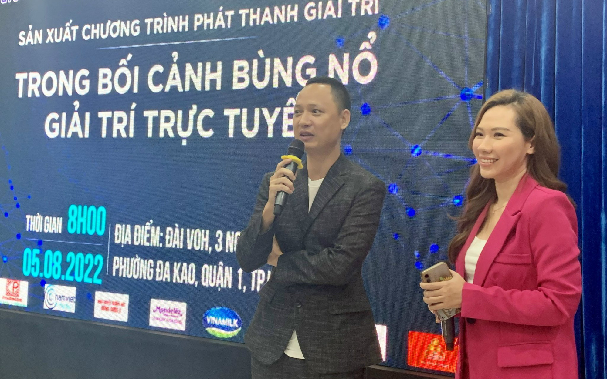 Chương trình phát thanh giải trí trực tuyến: Nỗi lo bản quyền âm nhạc