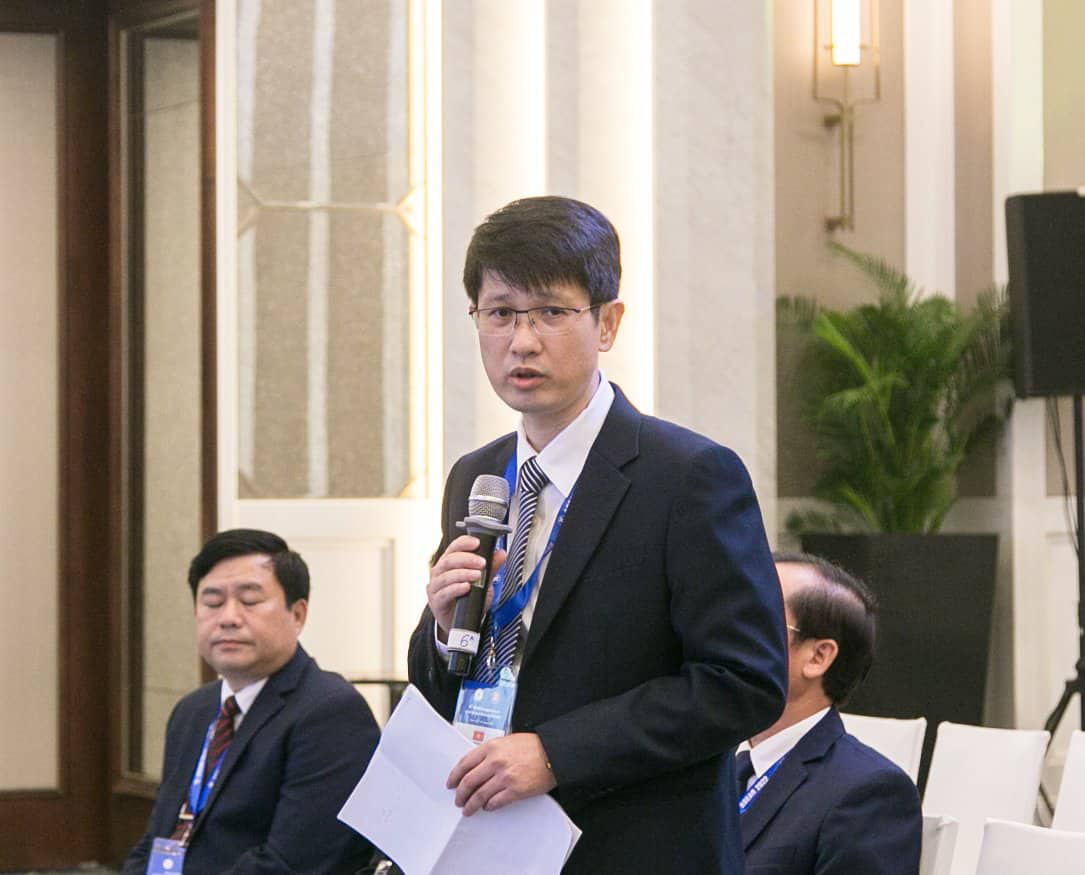 Bộ Nội vụ nói về đề xuất TP.HCM trả lương 150 triệu đồng để thu hút người tài - Ảnh 1. Bộ Nội vụ nói về đề xuất TP.HCM trả lương 150 triệu đồng để thu hút người tài - Ảnh 1.