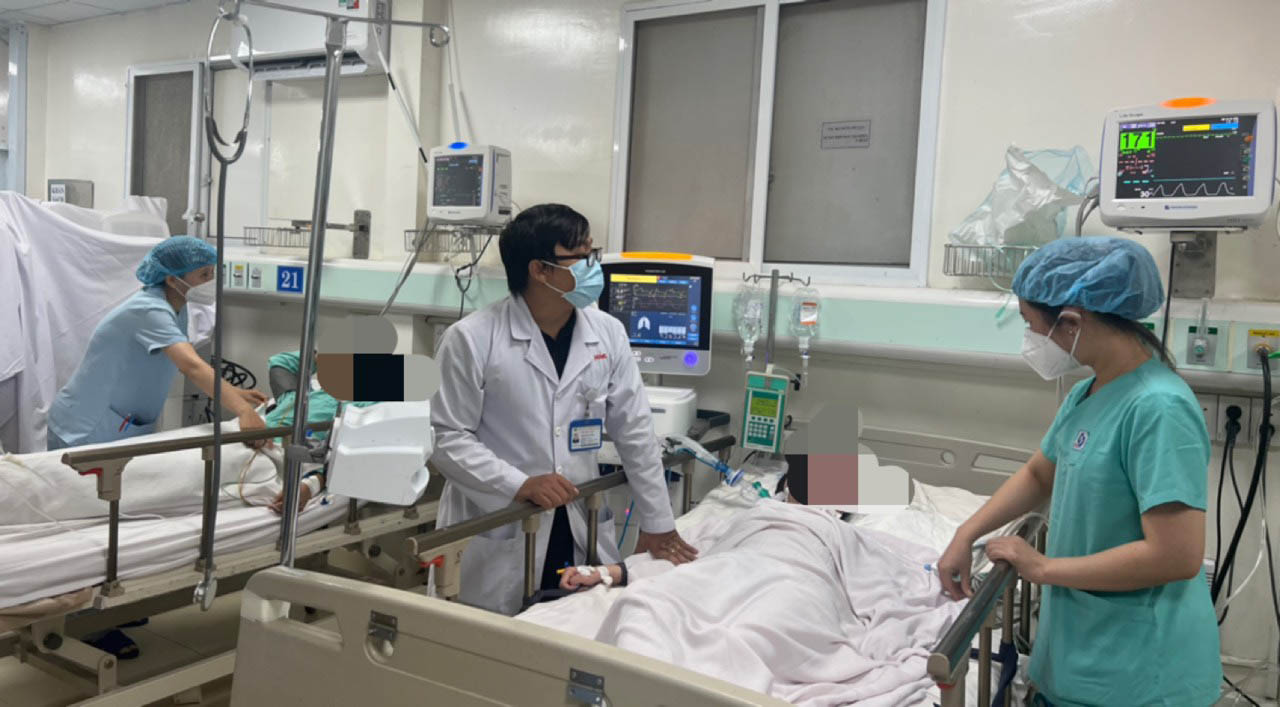 Ngộ độc rượu, tử vong nhanh - Ảnh 1. Ngộ độc rượu, tử vong nhanh - Ảnh 1.