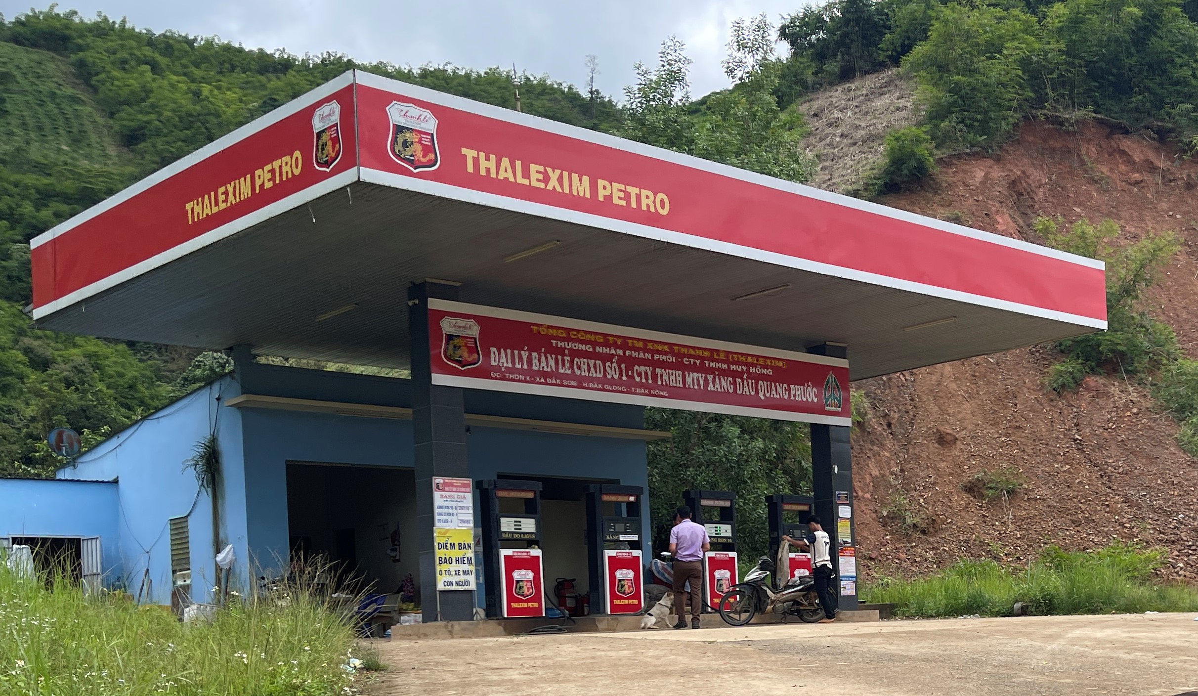 Xem xét thu hồi hàng trăm sổ đỏ cấp sai ở Tà Đùng - Ảnh 1. Xem xét thu hồi hàng trăm sổ đỏ cấp sai ở Tà Đùng - Ảnh 1.